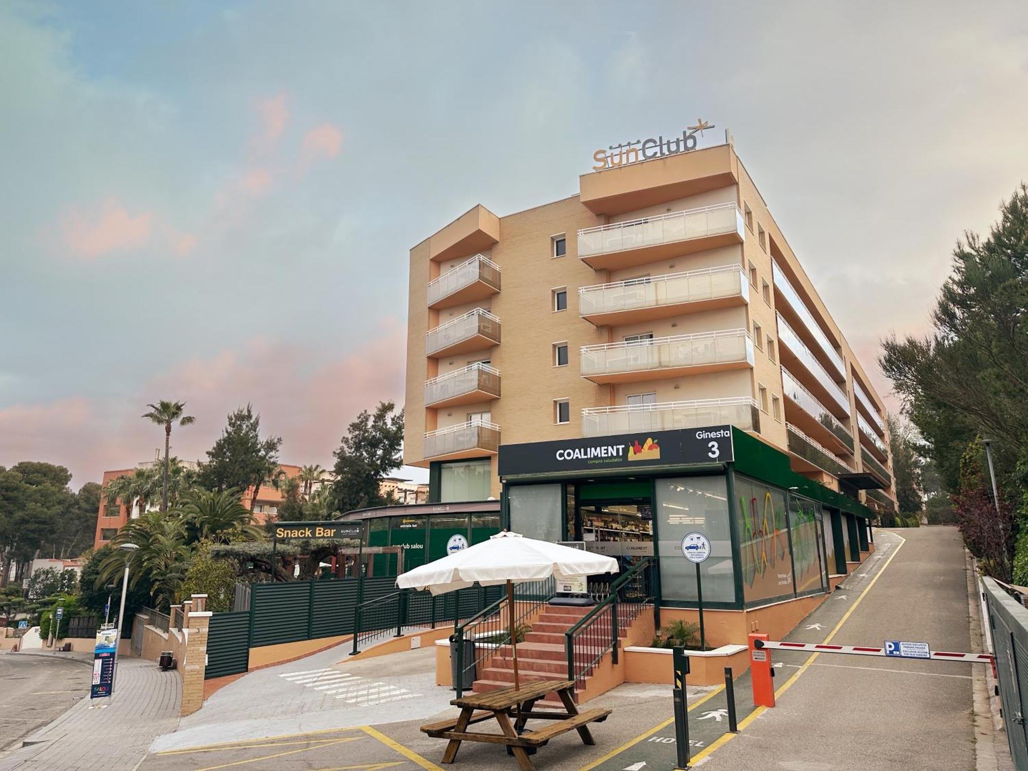 Aparthotel Sunclub Salou Kültér fotó